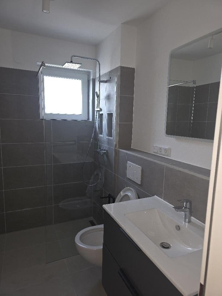 Pronájem bytu 4+1 133 m², Sulzbacher Str. 7a, Eschborn, Hessen Pronájem bytu 4+1 133 m², Sulzbacher Str. 7a, Eschborn, Hessen