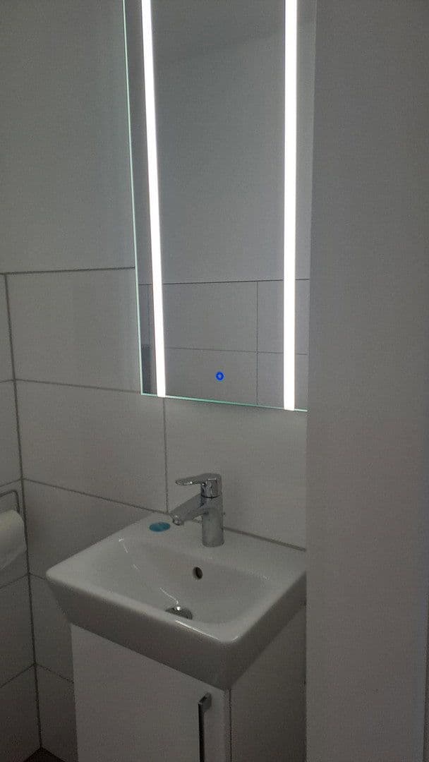 Pronájem bytu 3+1 86 m², Heisenbergstraße, Würzburg, Bavorsko Pronájem bytu 3+1 86 m², Heisenbergstraße, Würzburg, Bavorsko