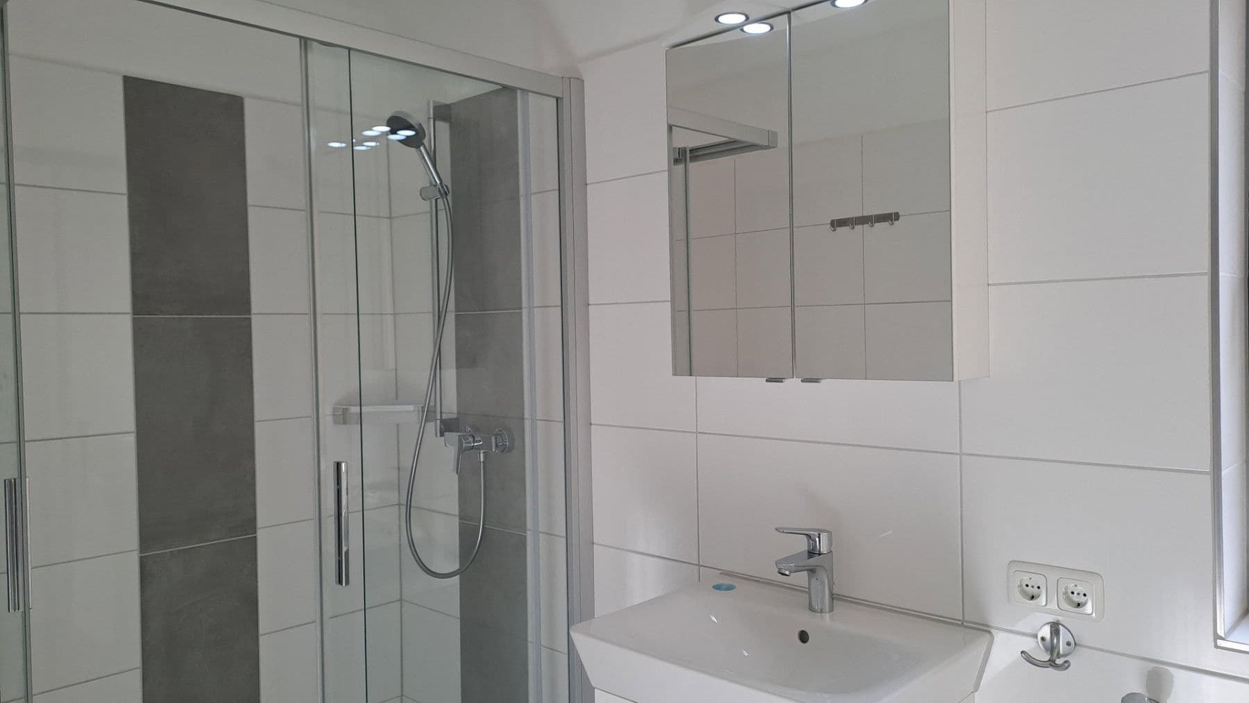 Pronájem bytu 3+1 86 m², Heisenbergstraße, Würzburg, Bavorsko Pronájem bytu 3+1 86 m², Heisenbergstraße, Würzburg, Bavorsko