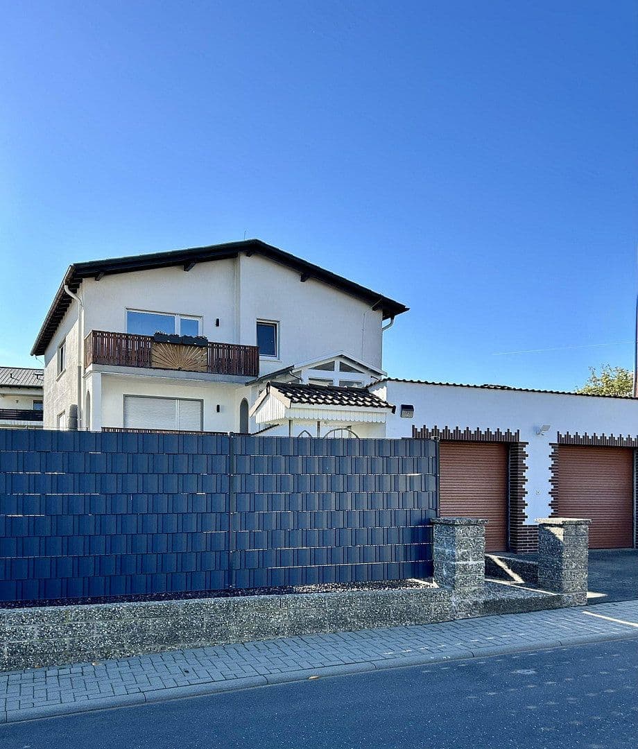 Pronájem bytu 4+1 104 m², Fronhausen, Hessen Pronájem bytu 4+1 104 m², Fronhausen, Hessen