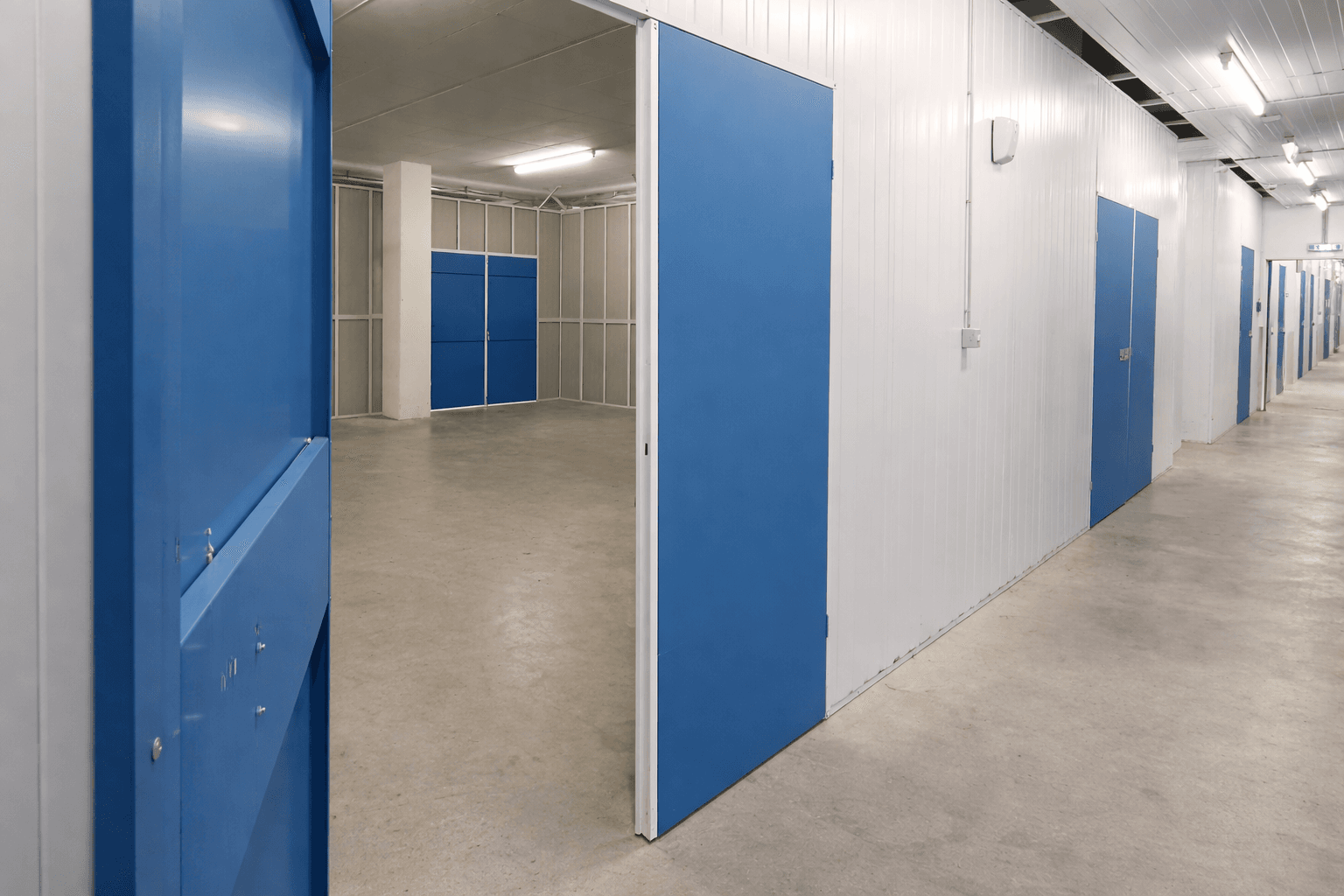 Pronájem nebytového prostoru 40 m², Bodenseestraße 171, München, Bavorsko Pronájem nebytového prostoru 40 m², Bodenseestraße 171, München, Bavorsko