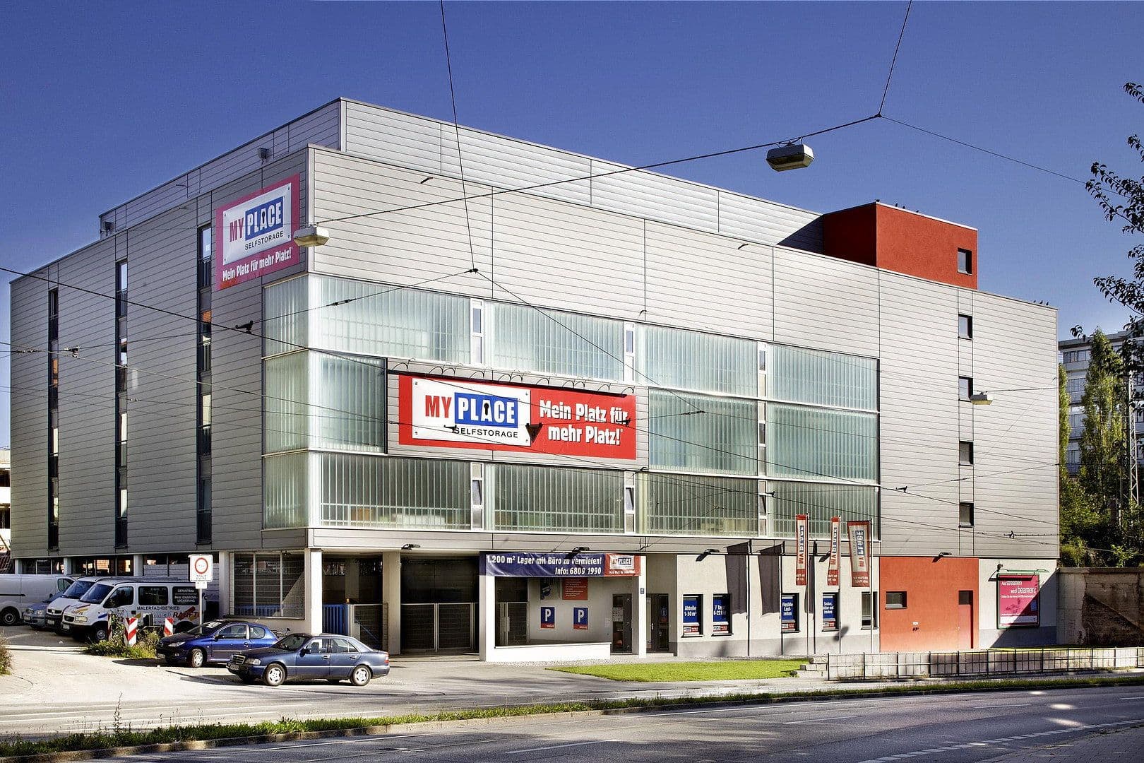 Pronájem nebytového prostoru 137 m², Chiemgaustraße 107, München, Bavorsko Pronájem nebytového prostoru 137 m², Chiemgaustraße 107, München, Bavorsko