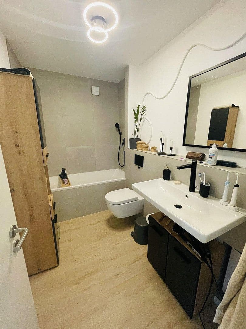 Pronájem bytu 4+1 91 m², Raupelsweg 9, Mainz, Porýní-Falc Pronájem bytu 4+1 91 m², Raupelsweg 9, Mainz, Porýní-Falc