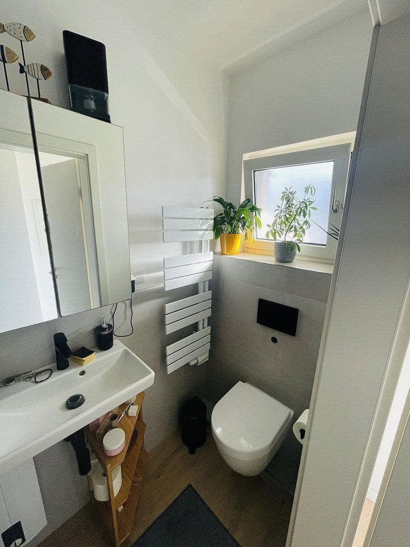 Pronájem bytu 4+1 91 m², Raupelsweg 9, Mainz, Porýní-Falc Pronájem bytu 4+1 91 m², Raupelsweg 9, Mainz, Porýní-Falc
