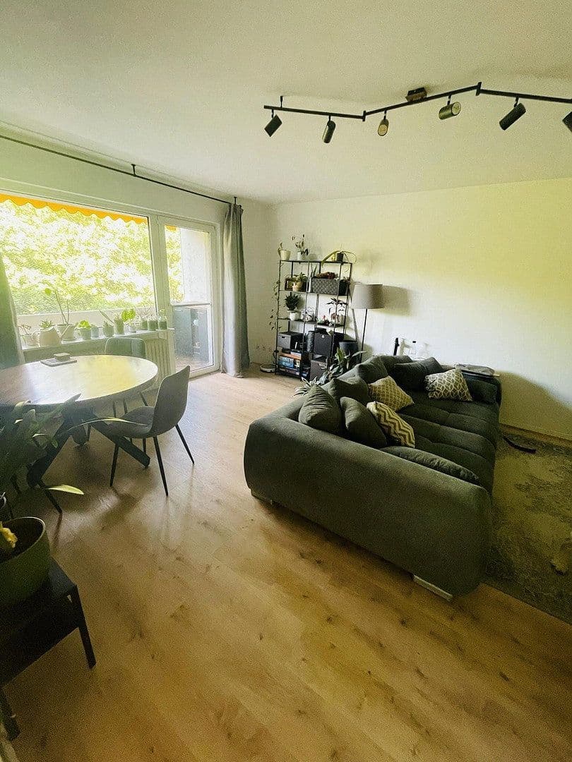 Pronájem bytu 4+1 91 m², Raupelsweg 9, Mainz, Porýní-Falc Pronájem bytu 4+1 91 m², Raupelsweg 9, Mainz, Porýní-Falc