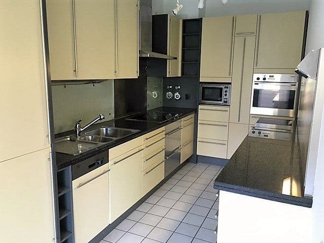 Prodej bytu 2+1 72 m², Fürstenbergerstr. 168, Frankfurt am Main, Hessen Prodej bytu 2+1 72 m², Fürstenbergerstr. 168, Frankfurt am Main, Hessen