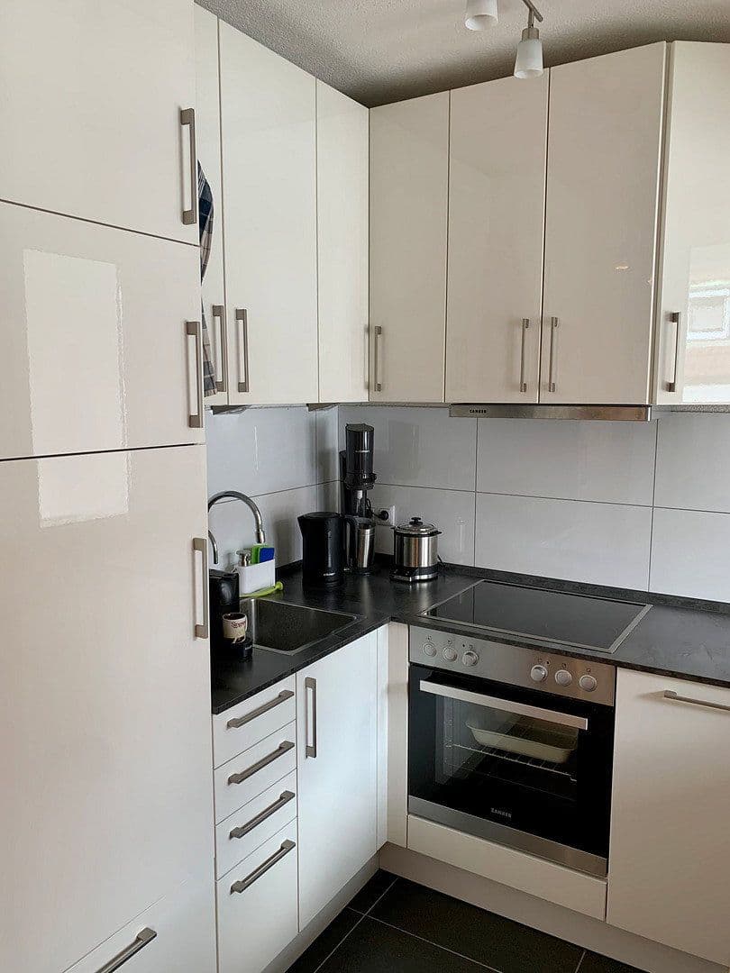 Pronájem bytu 2+1 49 m², Staffelstr. 4, Stuttgart, Bádensko-Württembersko Pronájem bytu 2+1 49 m², Staffelstr. 4, Stuttgart, Bádensko-Württembersko