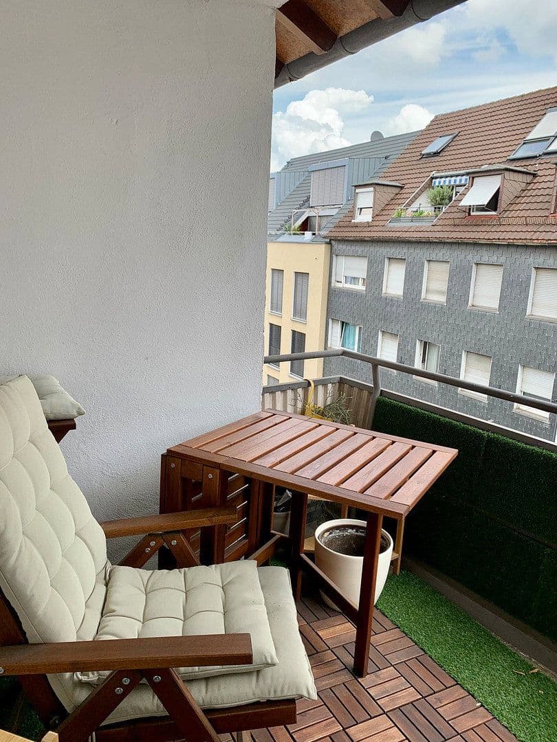 Pronájem bytu 2+1 49 m², Staffelstr. 4, Stuttgart, Bádensko-Württembersko Pronájem bytu 2+1 49 m², Staffelstr. 4, Stuttgart, Bádensko-Württembersko