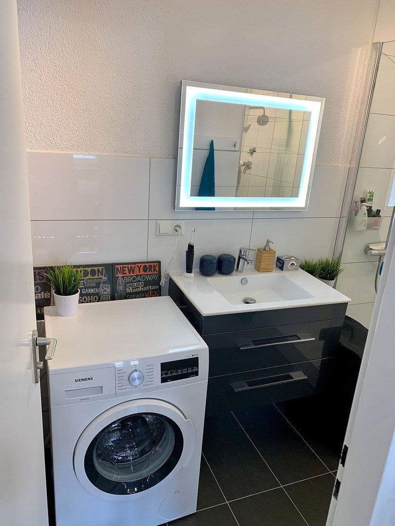 Pronájem bytu 2+1 49 m², Staffelstr. 4, Stuttgart, Bádensko-Württembersko Pronájem bytu 2+1 49 m², Staffelstr. 4, Stuttgart, Bádensko-Württembersko