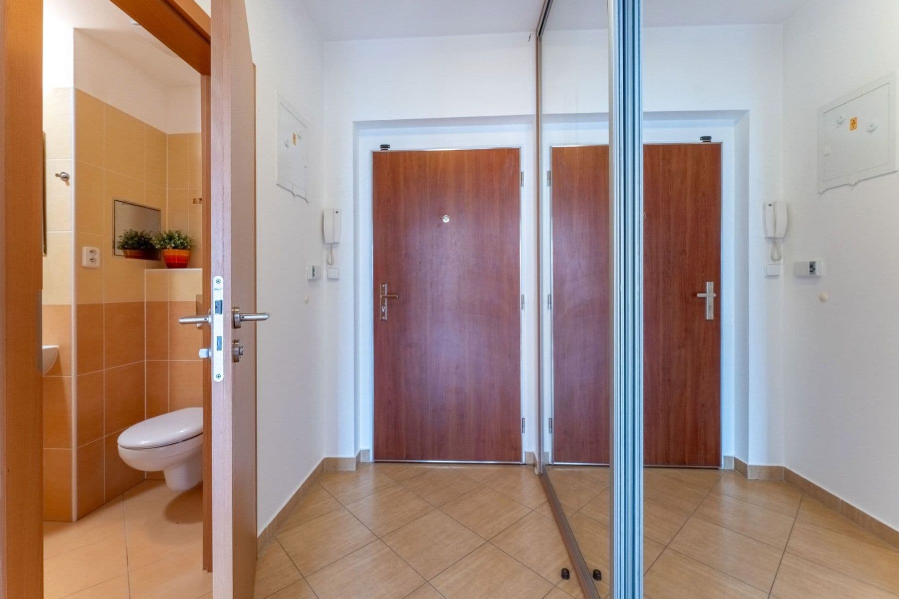 Prodej bytu 1+kk 38 m², Míšovická, Praha, Praha Prodej bytu 1+kk 38 m², Míšovická, Praha, Praha