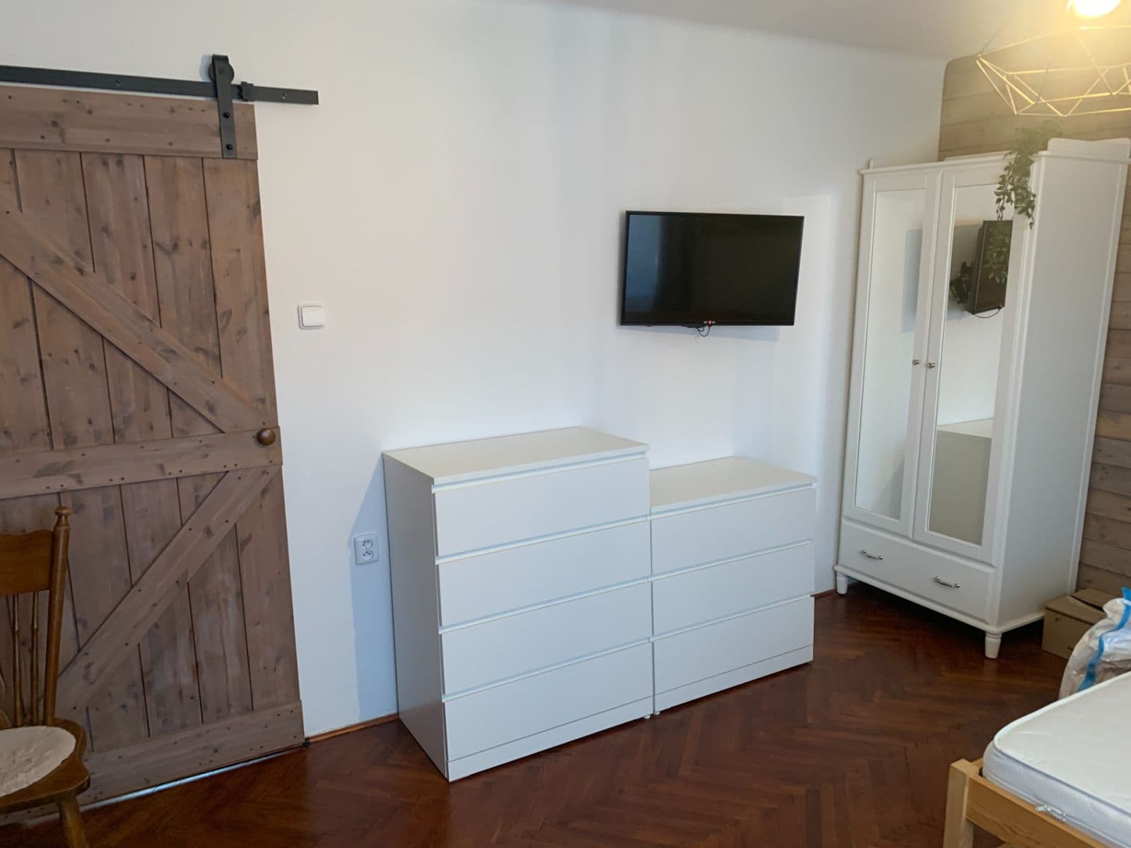 Pronájem bytu 1+1 30 m², Lužická, Humpolec, Kraj Vysočina Pronájem bytu 1+1 30 m², Lužická, Humpolec, Kraj Vysočina