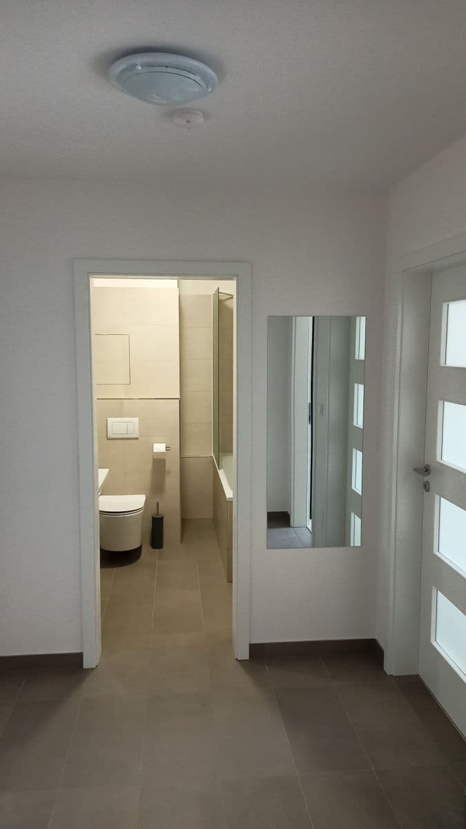 Pronájem bytu 2+kk 58 m², Augustina Lukeše, Brandýs nad Labem-Stará Boleslav, Středočeský kraj Pronájem bytu 2+kk 58 m², Augustina Lukeše, Brandýs nad Labem-Stará Boleslav, Středočeský kraj
