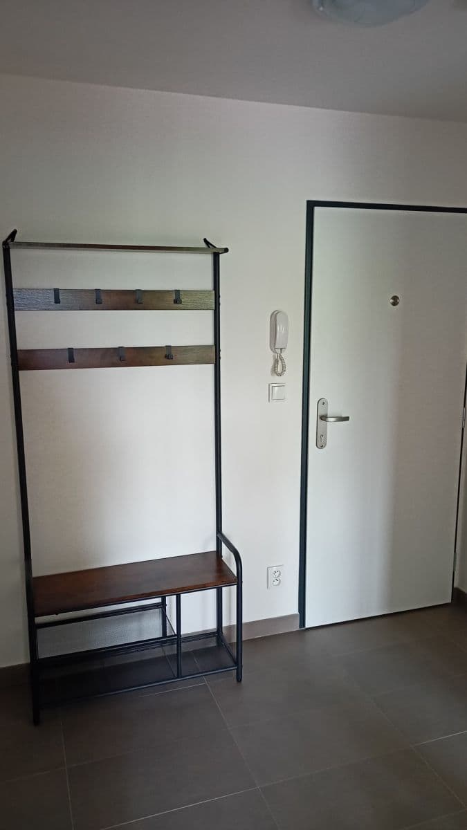 Pronájem bytu 2+kk 58 m², Augustina Lukeše, Brandýs nad Labem-Stará Boleslav, Středočeský kraj Pronájem bytu 2+kk 58 m², Augustina Lukeše, Brandýs nad Labem-Stará Boleslav, Středočeský kraj