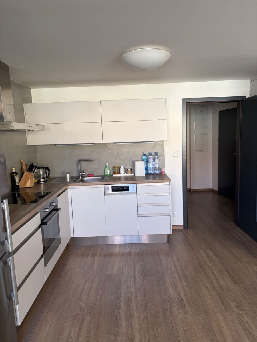 Pronájem bytu 2+kk 50 m², U Libeňského pivovaru, Praha, Praha Pronájem bytu 2+kk 50 m², U Libeňského pivovaru, Praha, Praha