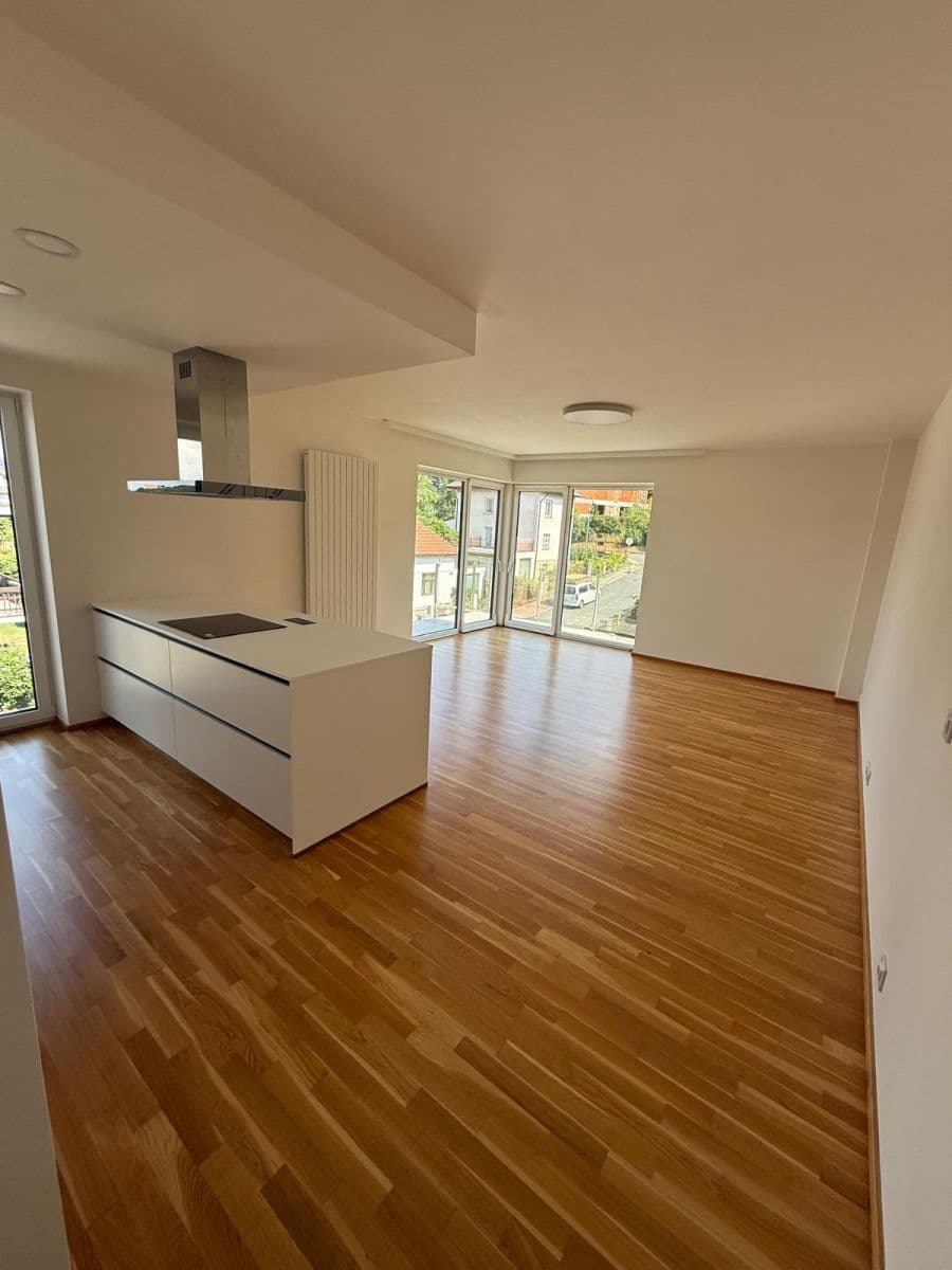 Pronájem bytu 3+kk 105 m², Herdovská, Praha, Praha Pronájem bytu 3+kk 105 m², Herdovská, Praha, Praha