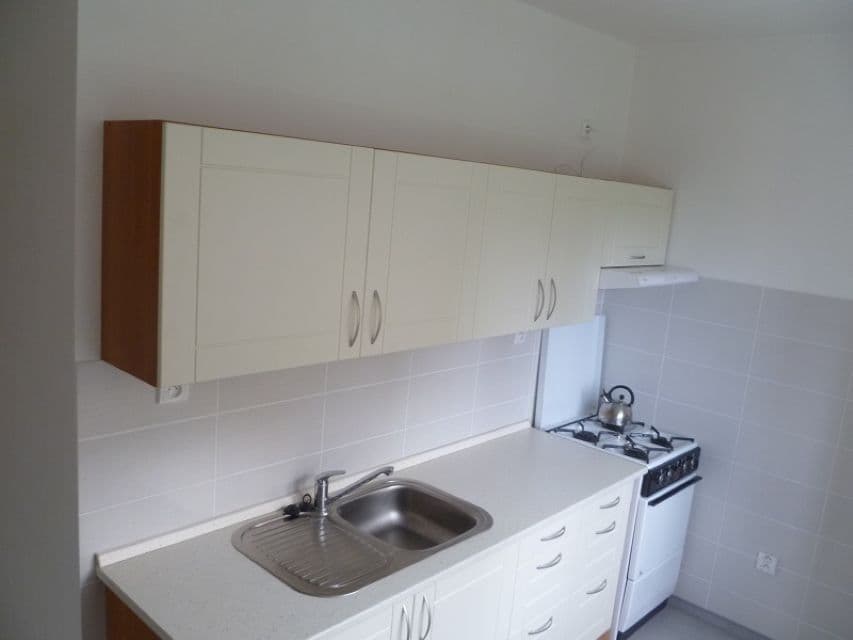 Pronájem bytu 2+1 52 m², Kapraďová, Praha, Praha Pronájem bytu 2+1 52 m², Kapraďová, Praha, Praha