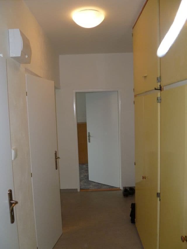 Pronájem bytu 2+1 52 m², Kapraďová, Praha, Praha Pronájem bytu 2+1 52 m², Kapraďová, Praha, Praha
