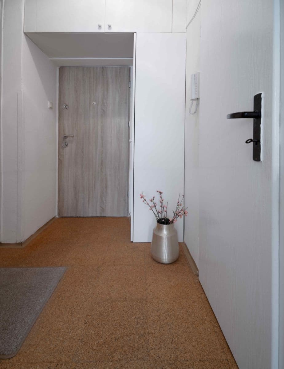 Prodej bytu 2+1 72 m², Rumunská, Praha, Praha Prodej bytu 2+1 72 m², Rumunská, Praha, Praha