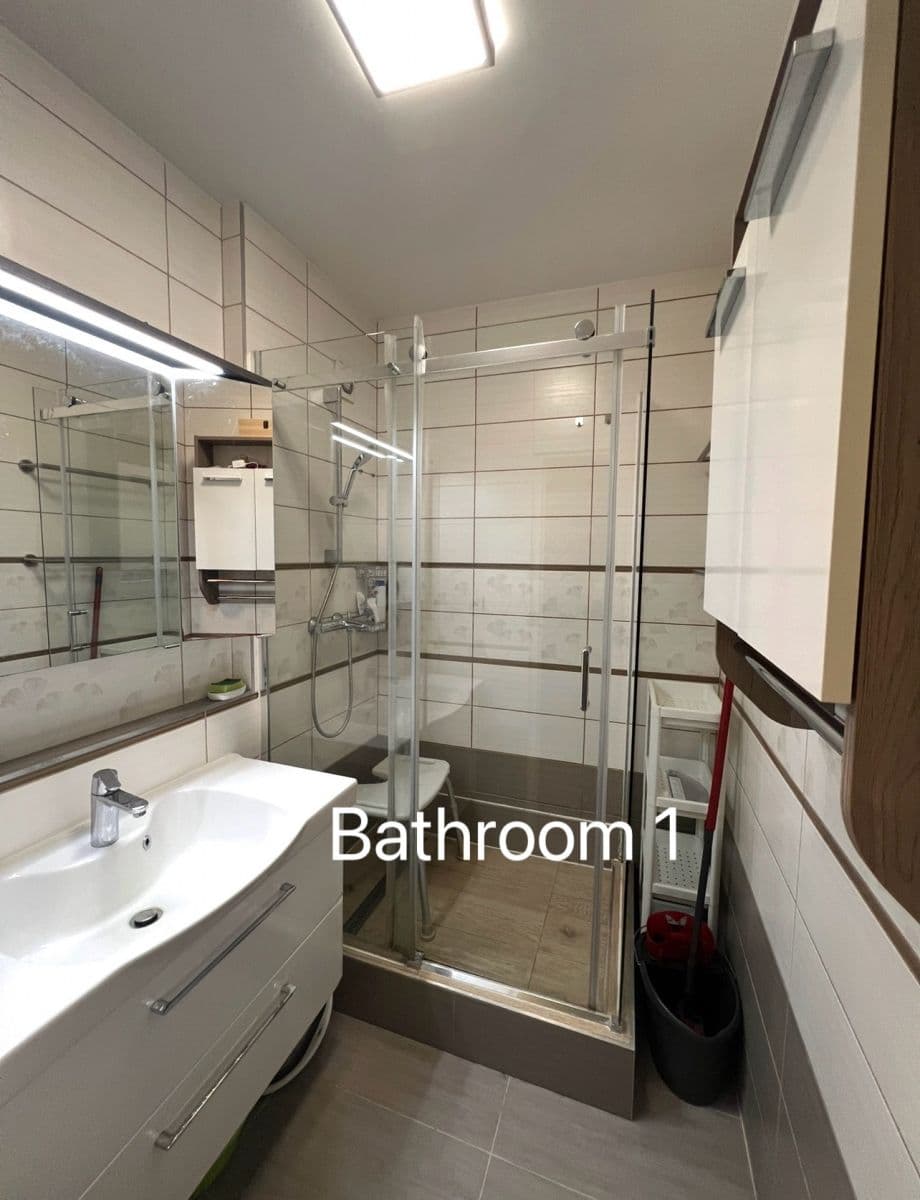 Pronájem bytu 4+kk 13 m², Mezi Školami, Praha, Praha Pronájem bytu 4+kk 13 m², Mezi Školami, Praha, Praha