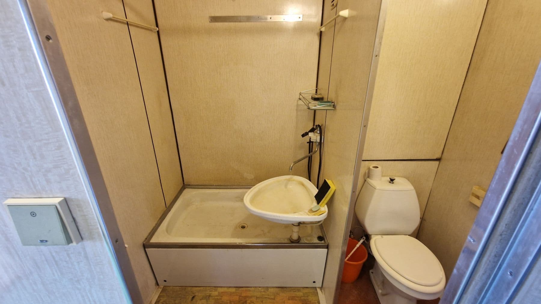 Prodej bytu 2+kk 40 m², Novoborská, Praha, Praha Prodej bytu 2+kk 40 m², Novoborská, Praha, Praha