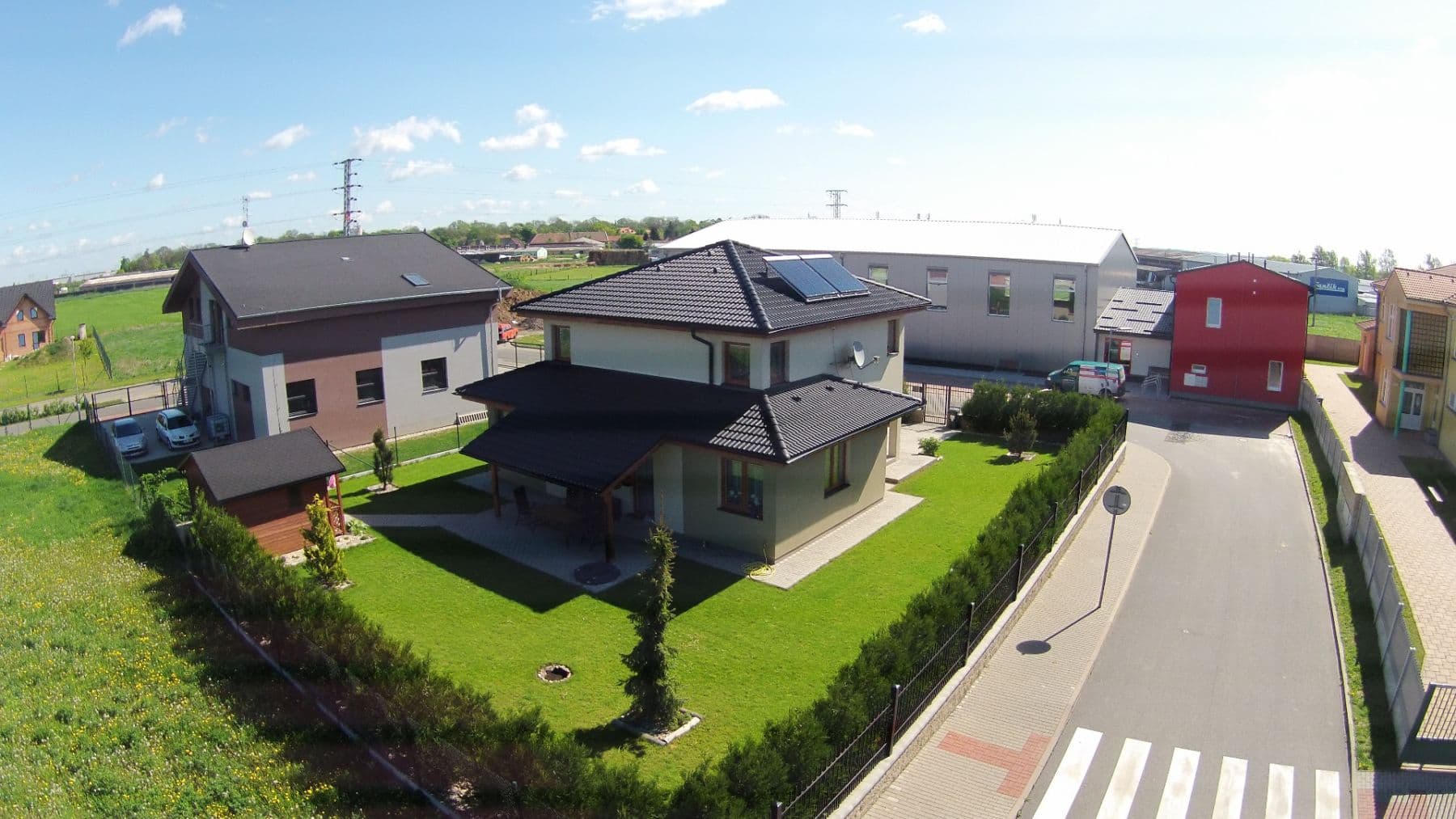 Pronájem domu 190 m², pozemek 680 m², U Váhy, Šestajovice, Středočeský kraj Pronájem domu 190 m², pozemek 680 m², U Váhy, Šestajovice, Středočeský kraj