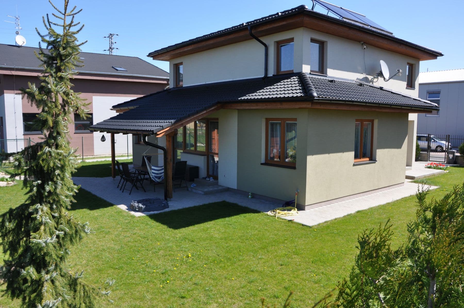 Pronájem domu 190 m², pozemek 680 m², U Váhy, Šestajovice, Středočeský kraj Pronájem domu 190 m², pozemek 680 m², U Váhy, Šestajovice, Středočeský kraj