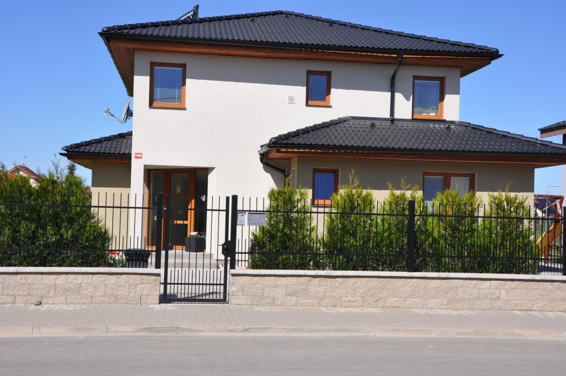 Pronájem domu 190 m², pozemek 680 m², U Váhy, Šestajovice, Středočeský kraj Pronájem domu 190 m², pozemek 680 m², U Váhy, Šestajovice, Středočeský kraj