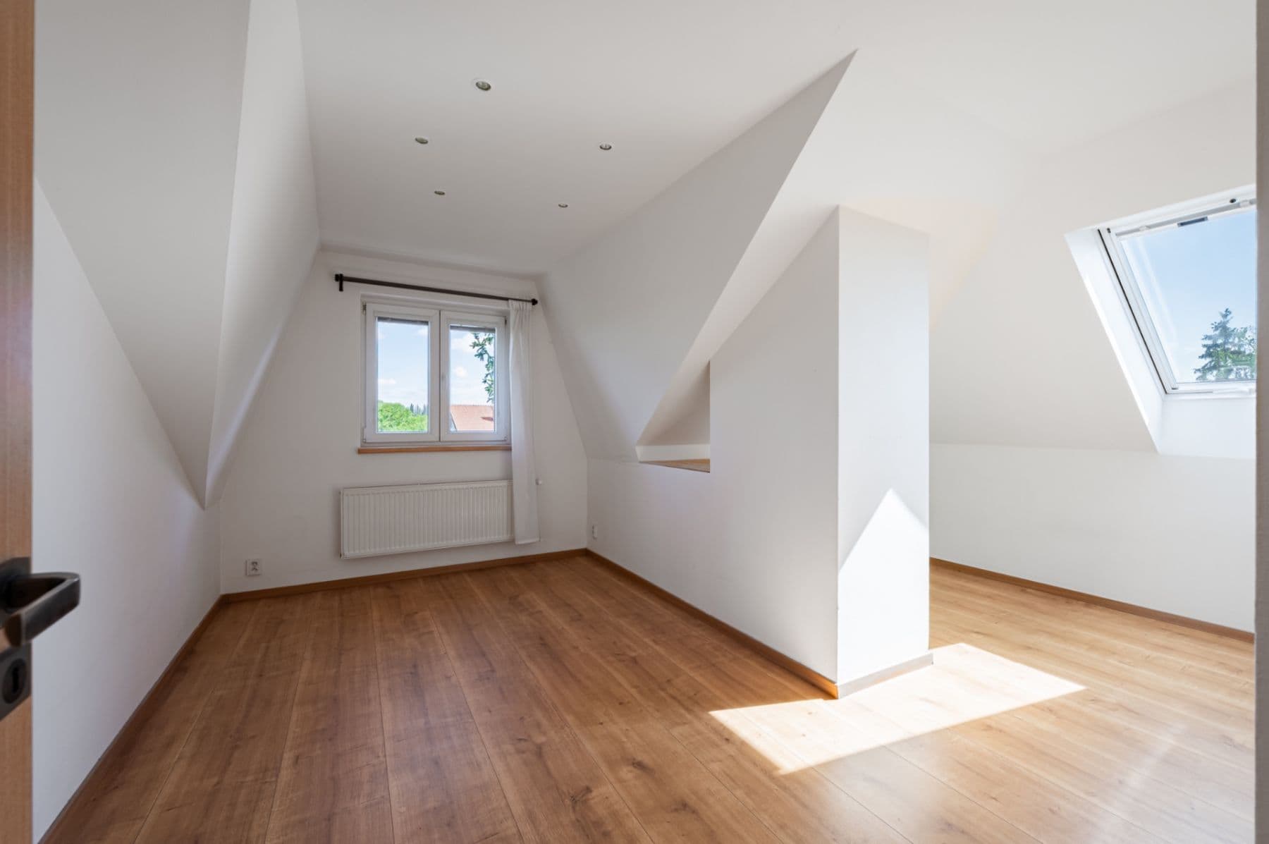 Prodej bytu 3+kk 95 m², Českobrodská, Praha, Praha Prodej bytu 3+kk 95 m², Českobrodská, Praha, Praha