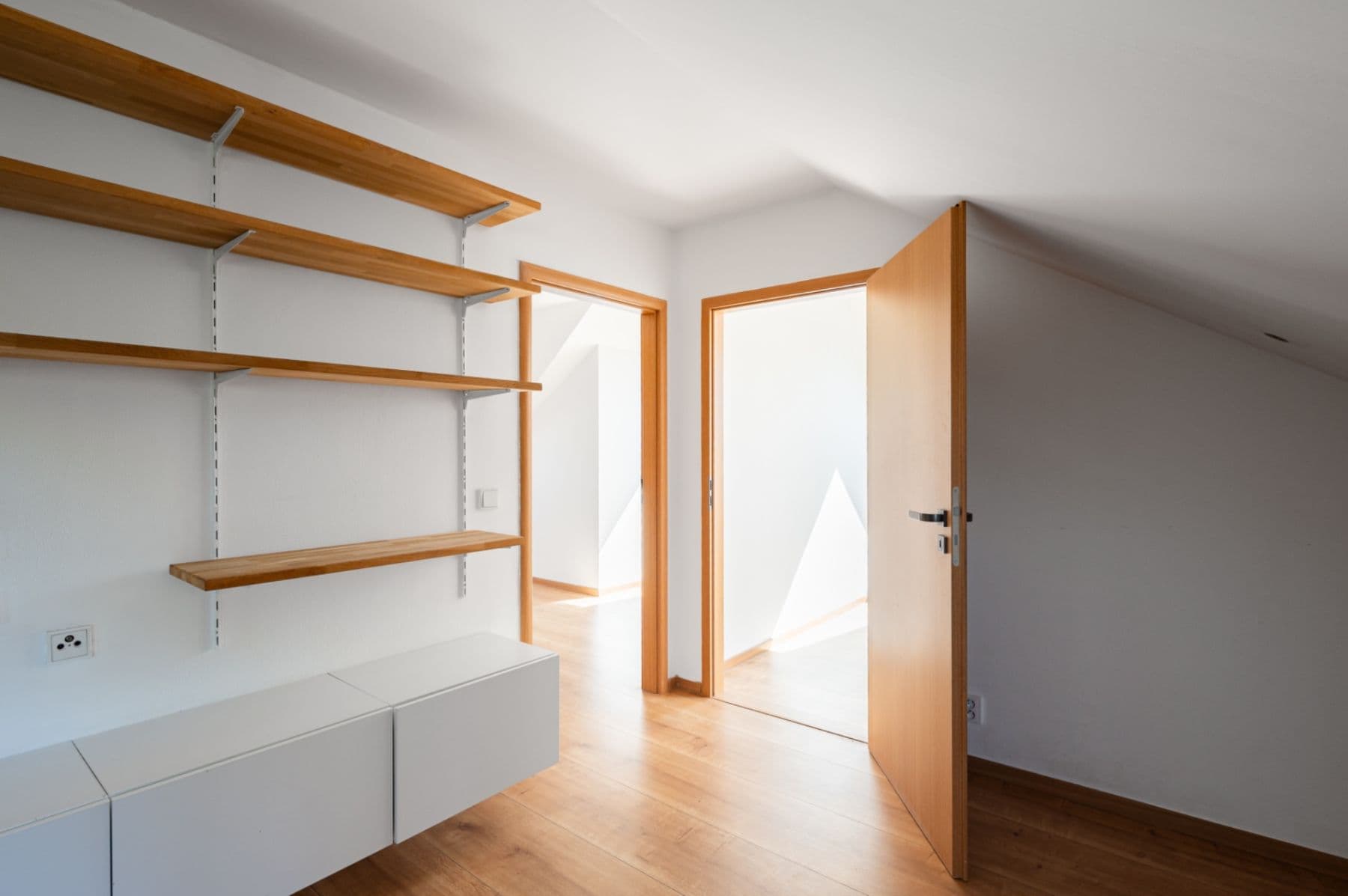 Prodej bytu 3+kk 95 m², Českobrodská, Praha, Praha Prodej bytu 3+kk 95 m², Českobrodská, Praha, Praha