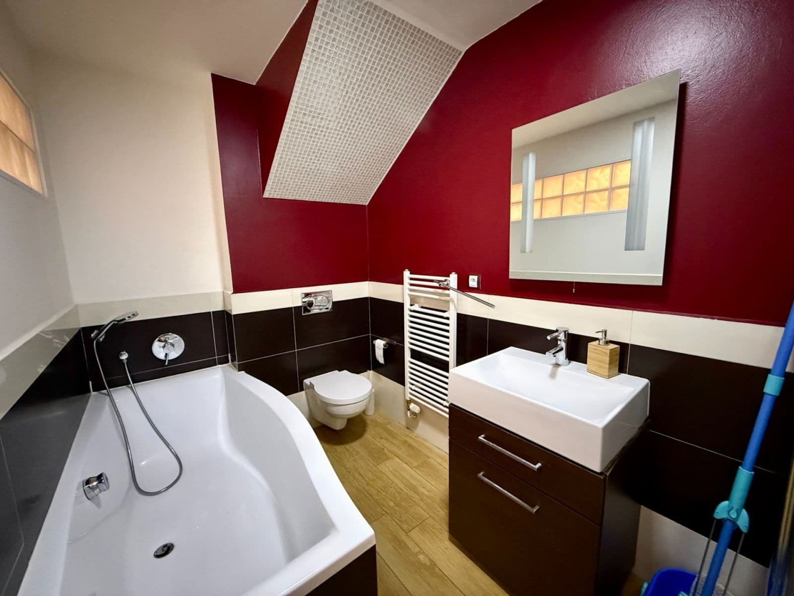 Pronájem bytu 2+kk 62 m², Bořivojova, Praha, Praha Pronájem bytu 2+kk 62 m², Bořivojova, Praha, Praha