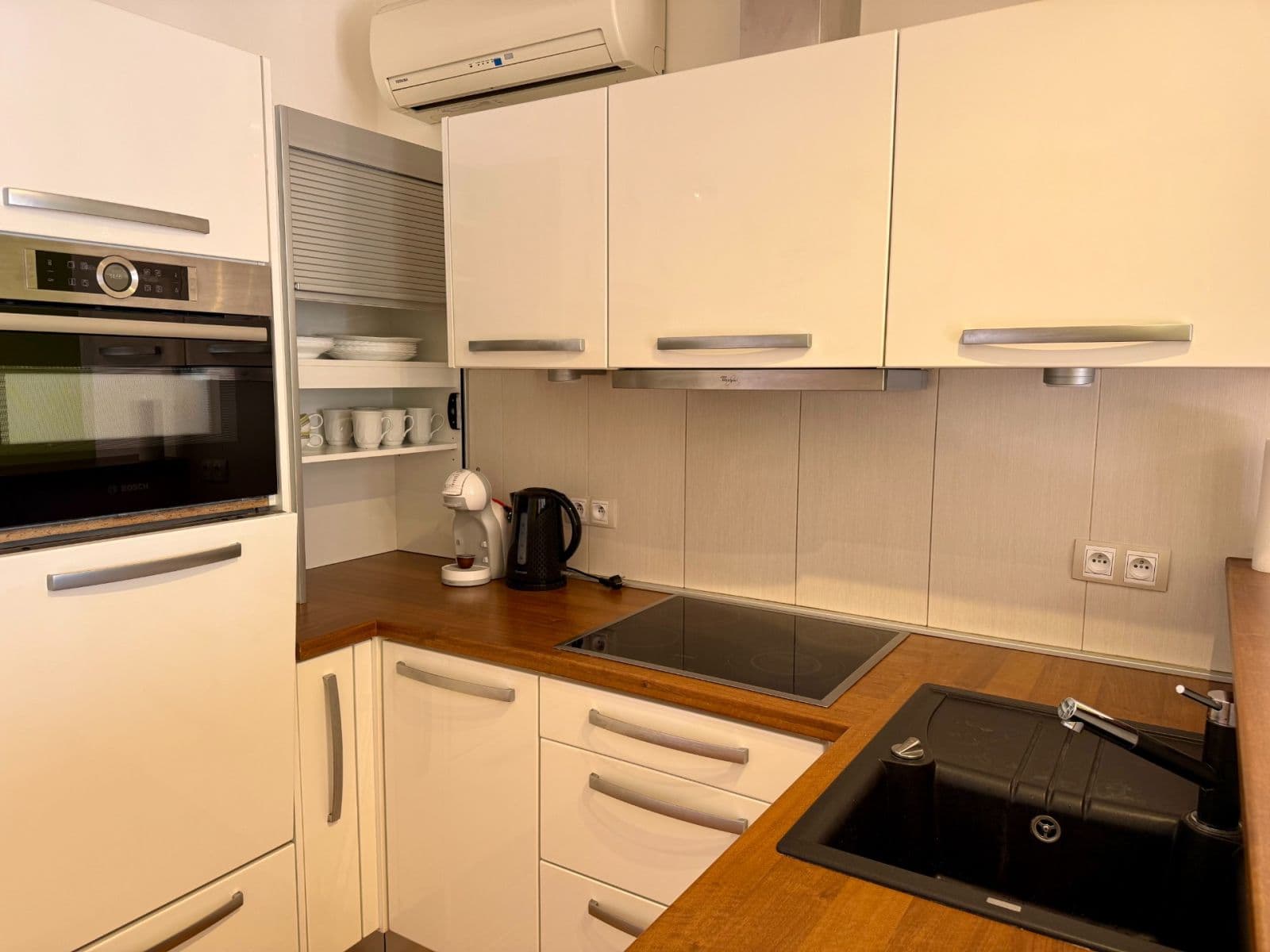 Pronájem bytu 2+kk 62 m², Bořivojova, Praha, Praha Pronájem bytu 2+kk 62 m², Bořivojova, Praha, Praha