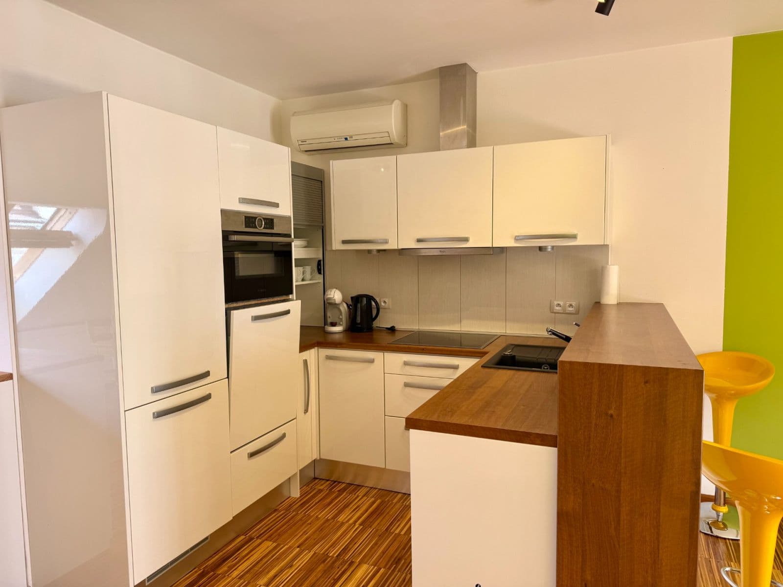 Pronájem bytu 2+kk 62 m², Bořivojova, Praha, Praha Pronájem bytu 2+kk 62 m², Bořivojova, Praha, Praha