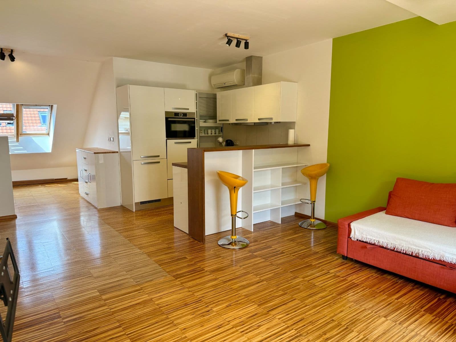 Pronájem bytu 2+kk 62 m², Bořivojova, Praha, Praha Pronájem bytu 2+kk 62 m², Bořivojova, Praha, Praha