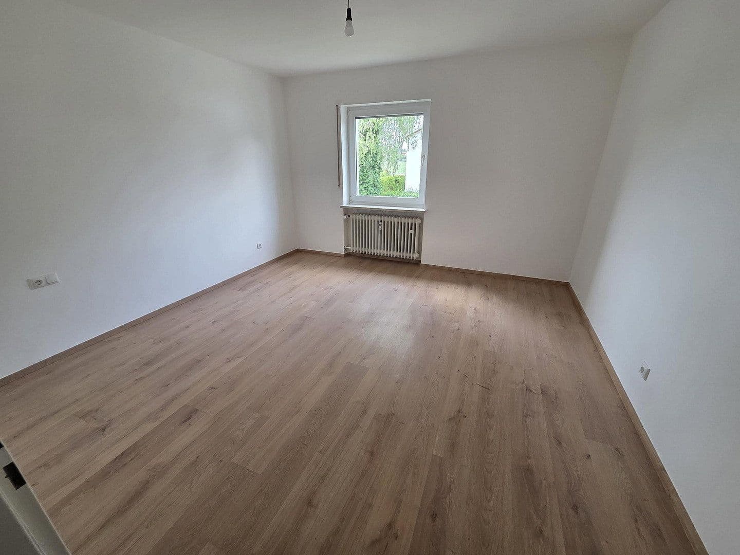 Pronájem bytu 3+1 75 m², Friedenstraße 27, Vaterstetten, Bavorsko Pronájem bytu 3+1 75 m², Friedenstraße 27, Vaterstetten, Bavorsko
