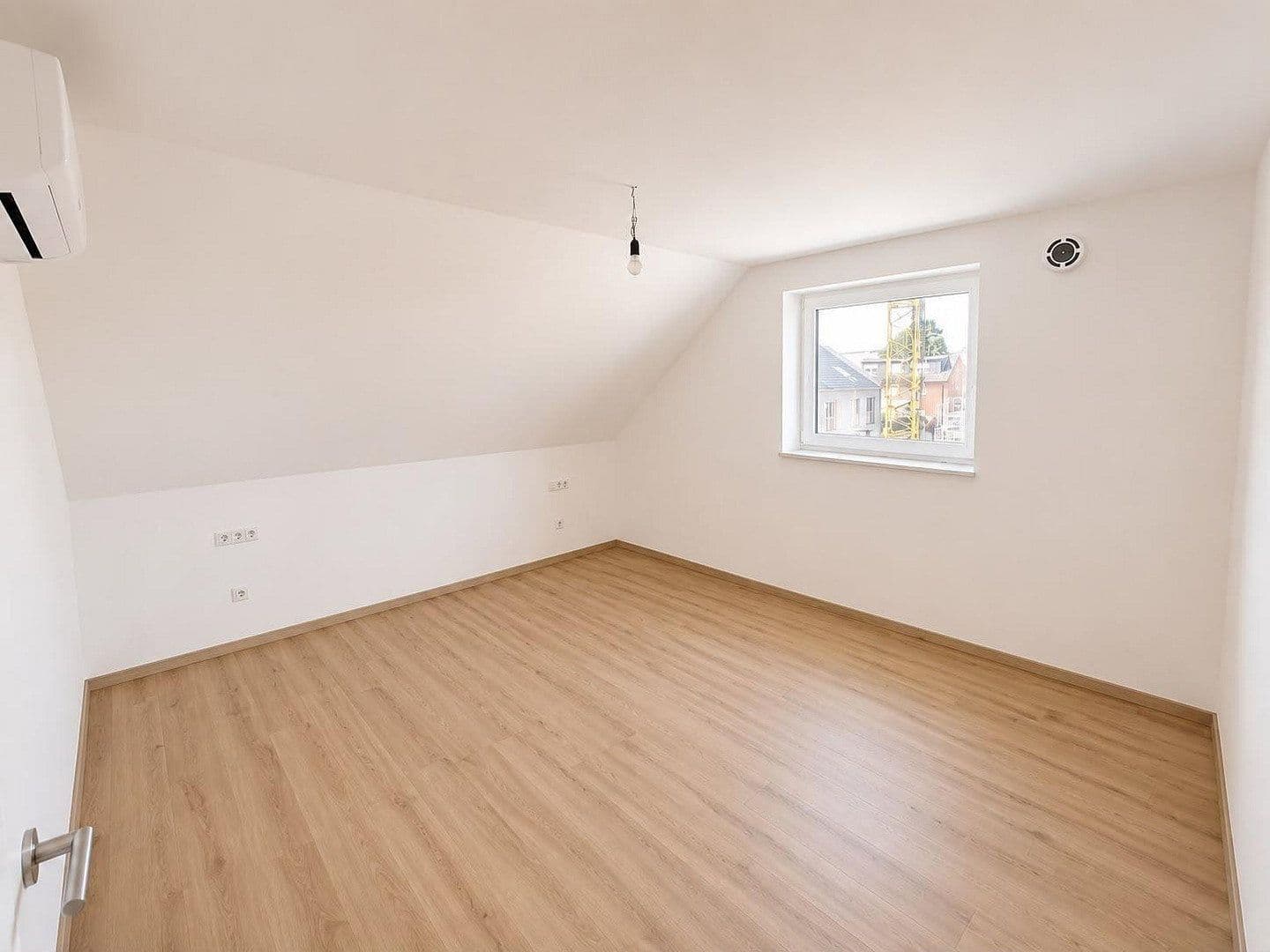 Pronájem bytu 3+1 73 m², Feldstraße 5, Ahlen, Severní Porýní-Vestfálsko Pronájem bytu 3+1 73 m², Feldstraße 5, Ahlen, Severní Porýní-Vestfálsko
