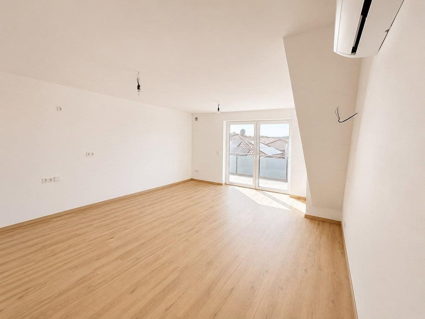 Pronájem bytu 3+1 73 m², Feldstraße 5, Ahlen, Severní Porýní-Vestfálsko Pronájem bytu 3+1 73 m², Feldstraße 5, Ahlen, Severní Porýní-Vestfálsko