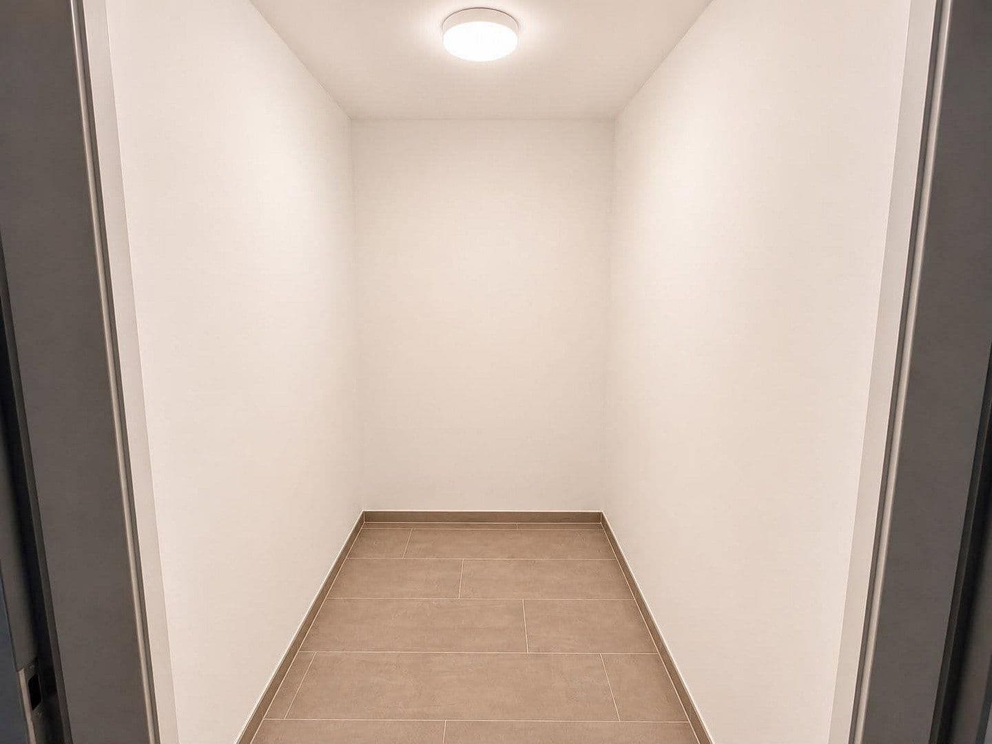 Pronájem bytu 3+1 73 m², Feldstraße 5, Ahlen, Severní Porýní-Vestfálsko Pronájem bytu 3+1 73 m², Feldstraße 5, Ahlen, Severní Porýní-Vestfálsko