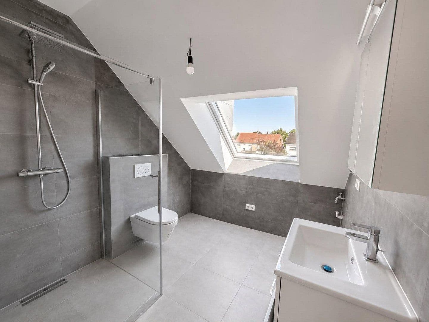 Pronájem bytu 3+1 73 m², Feldstraße 5, Ahlen, Severní Porýní-Vestfálsko Pronájem bytu 3+1 73 m², Feldstraße 5, Ahlen, Severní Porýní-Vestfálsko