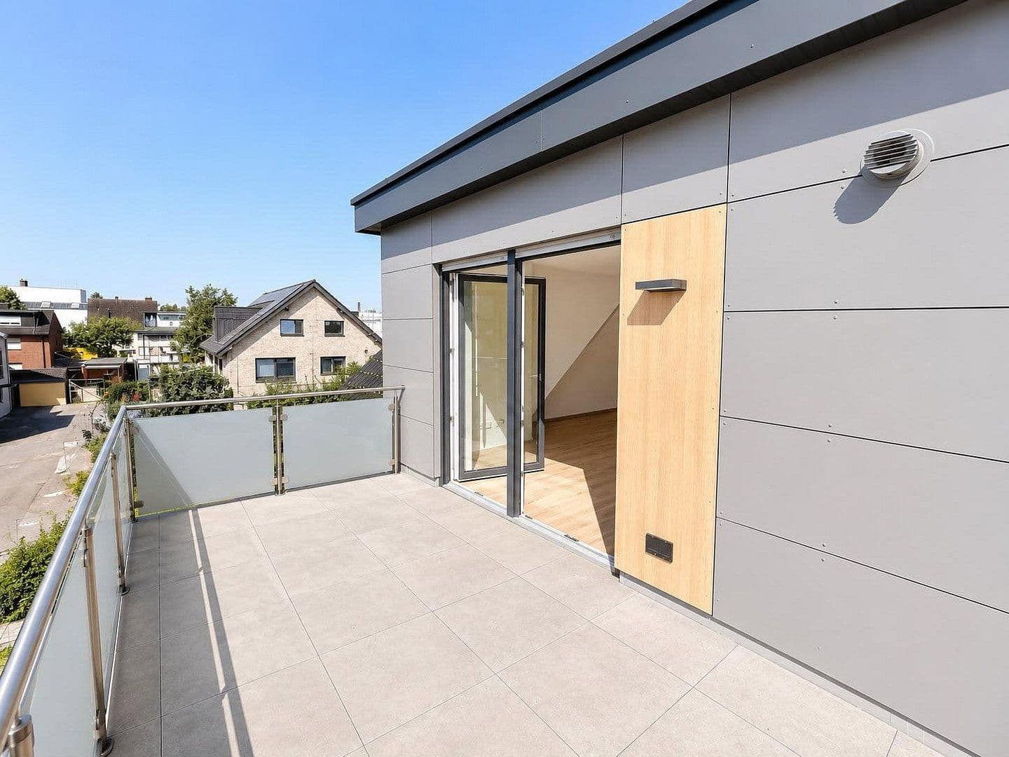 Pronájem bytu 3+1 73 m², Feldstraße 5, Ahlen, Severní Porýní-Vestfálsko Pronájem bytu 3+1 73 m², Feldstraße 5, Ahlen, Severní Porýní-Vestfálsko