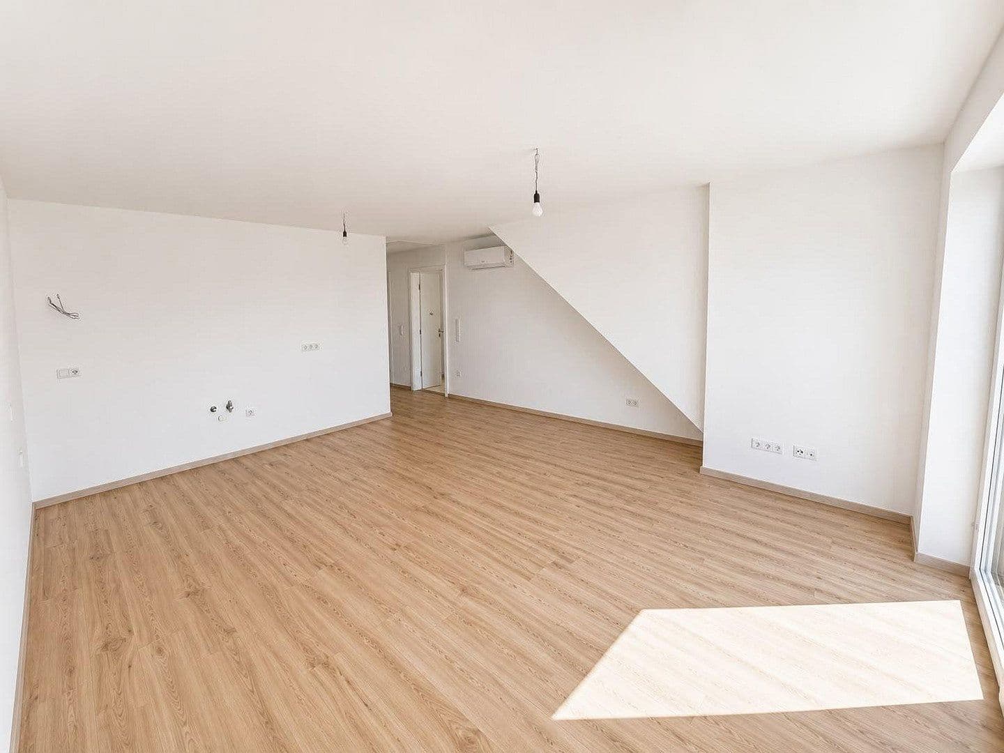 Pronájem bytu 3+1 73 m², Feldstraße 5, Ahlen, Severní Porýní-Vestfálsko Pronájem bytu 3+1 73 m², Feldstraße 5, Ahlen, Severní Porýní-Vestfálsko