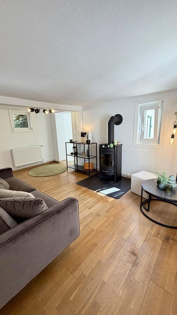 Prodej domu 115 m², pozemek 357 m², Frankfurt, Hessen Prodej domu 115 m², pozemek 357 m², Frankfurt, Hessen