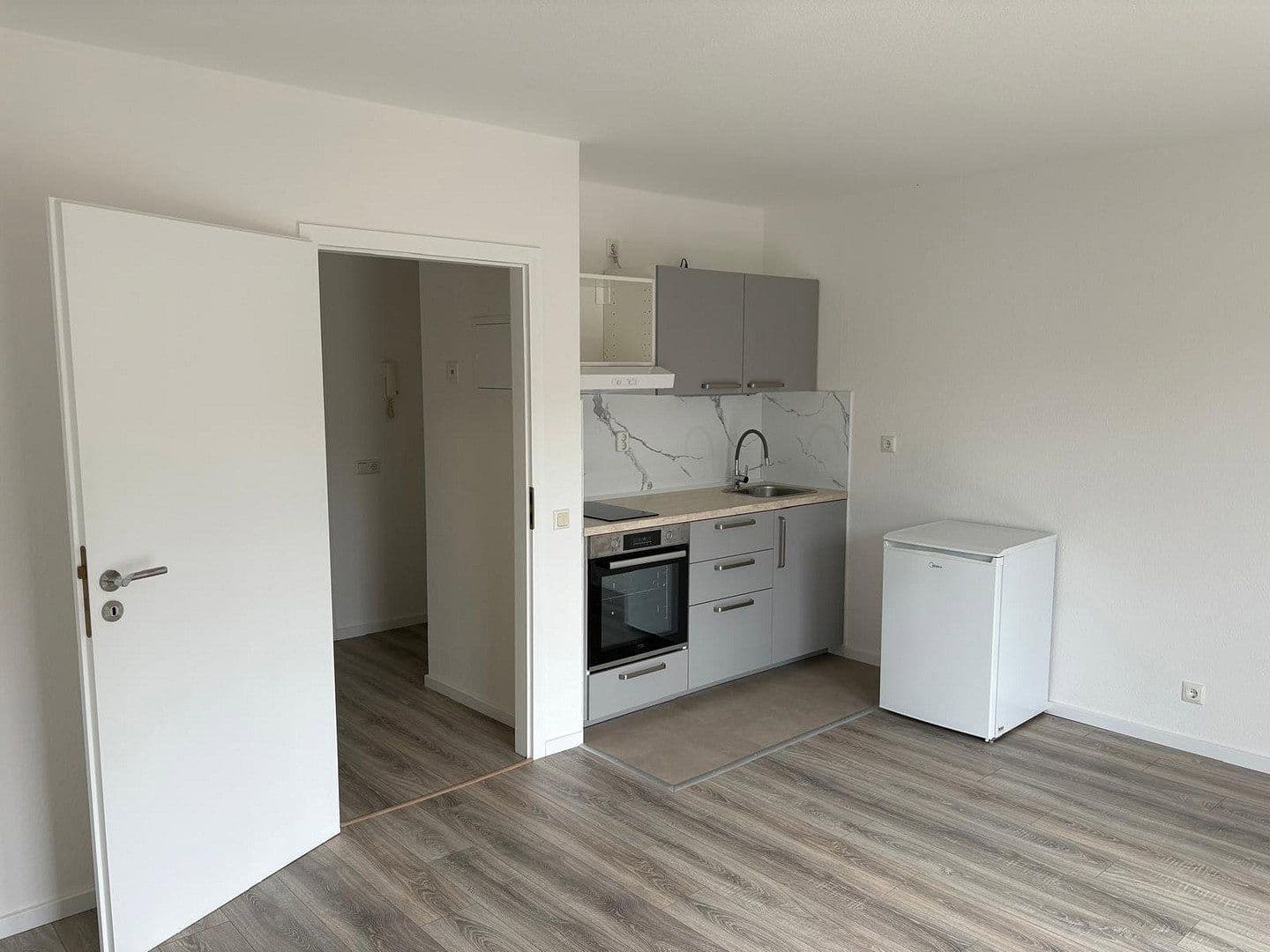 Pronájem bytu 1+1 29 m², Bergstraße 6, Mittenwalde, Braniborsko Pronájem bytu 1+1 29 m², Bergstraße 6, Mittenwalde, Braniborsko