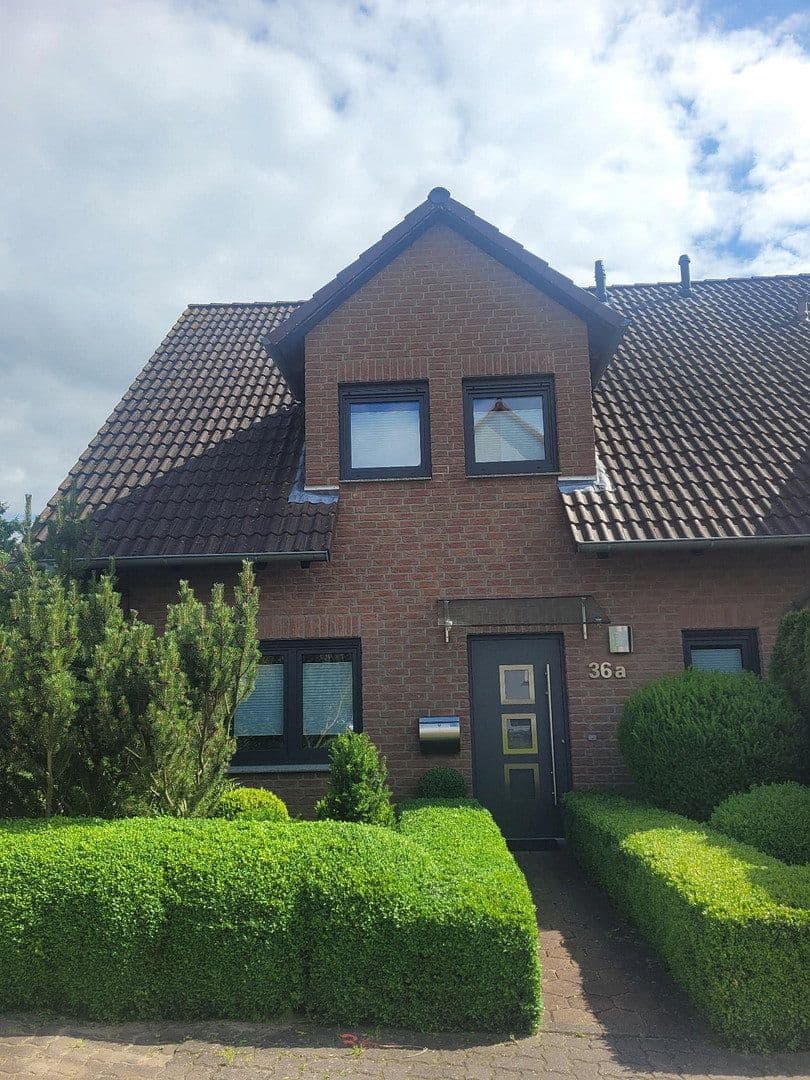 Prodej domu 94 m², pozemek 316 m², Holle, Dolní Sasko Prodej domu 94 m², pozemek 316 m², Holle, Dolní Sasko