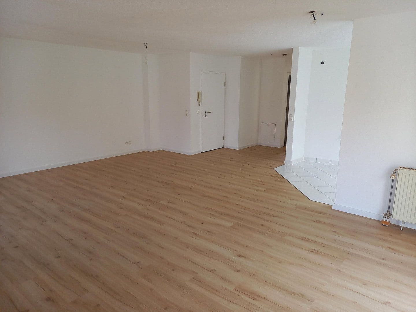 Prodej bytu 2+1 70 m², Freiburg Tiengen, Bádensko-Württembersko Prodej bytu 2+1 70 m², Freiburg Tiengen, Bádensko-Württembersko