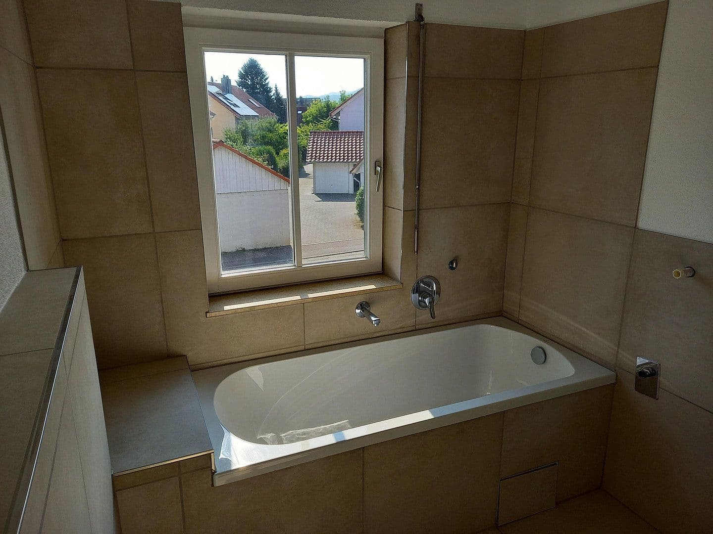 Prodej bytu 2+1 70 m², Freiburg Tiengen, Bádensko-Württembersko Prodej bytu 2+1 70 m², Freiburg Tiengen, Bádensko-Württembersko