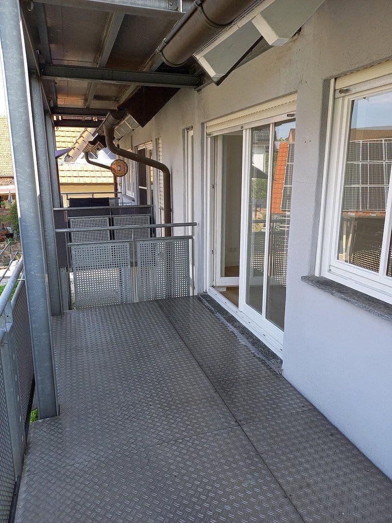 Prodej bytu 2+1 70 m², Freiburg Tiengen, Bádensko-Württembersko Prodej bytu 2+1 70 m², Freiburg Tiengen, Bádensko-Württembersko