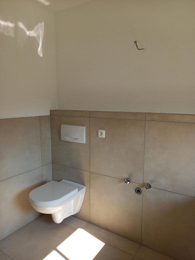 Prodej bytu 2+1 70 m², Freiburg Tiengen, Bádensko-Württembersko Prodej bytu 2+1 70 m², Freiburg Tiengen, Bádensko-Württembersko