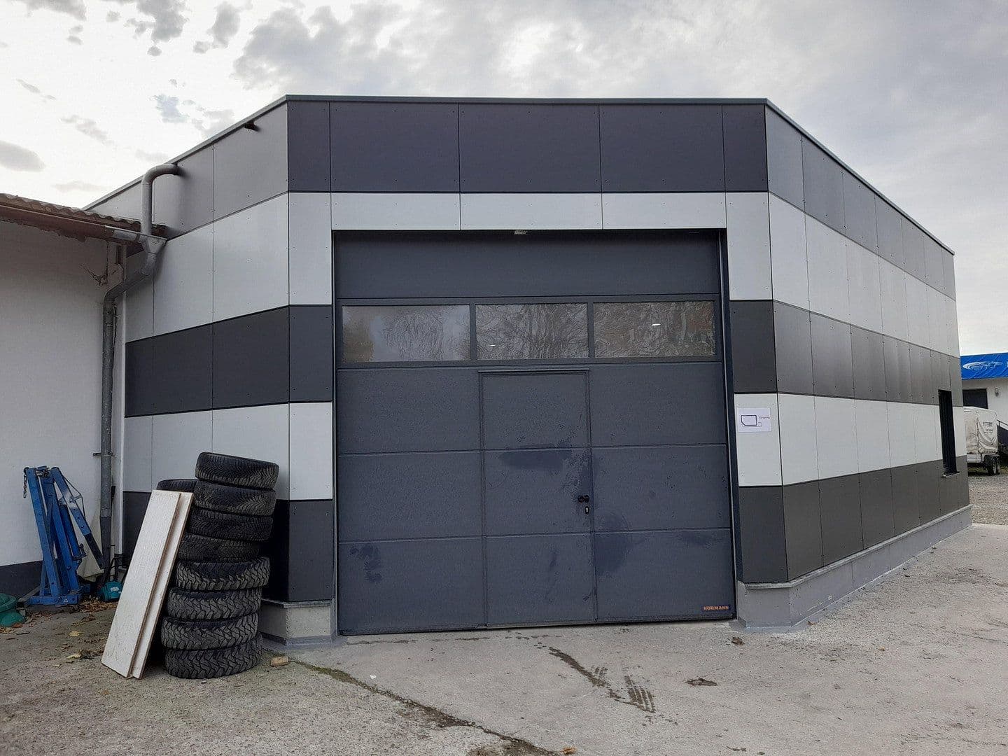 Pronájem nebytového prostoru 446 m², Meßkirch, Bádensko-Württembersko Pronájem nebytového prostoru 446 m², Meßkirch, Bádensko-Württembersko