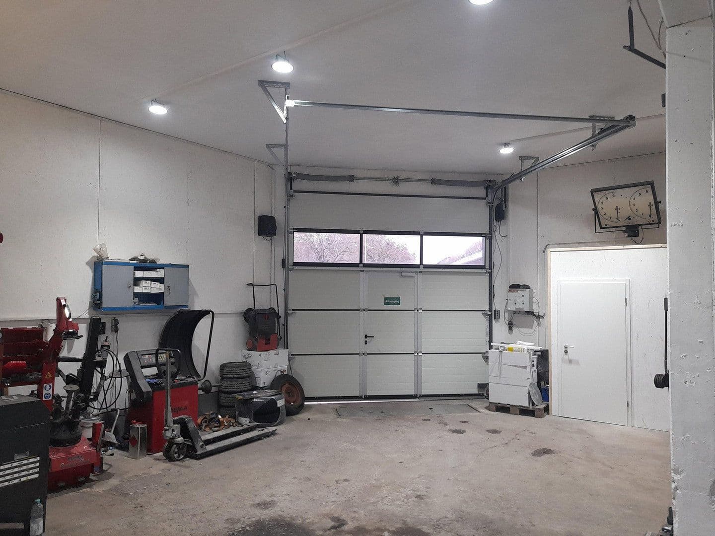 Pronájem nebytového prostoru 446 m², Meßkirch, Bádensko-Württembersko Pronájem nebytového prostoru 446 m², Meßkirch, Bádensko-Württembersko
