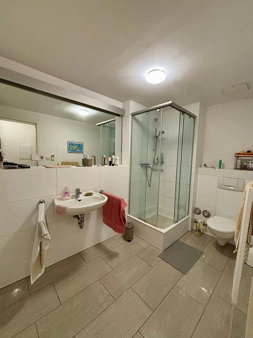 Prodej bytu 3+1 97 m², Arnheimer Str. 144a, Düsseldorf, Severní Porýní-Vestfálsko Prodej bytu 3+1 97 m², Arnheimer Str. 144a, Düsseldorf, Severní Porýní-Vestfálsko